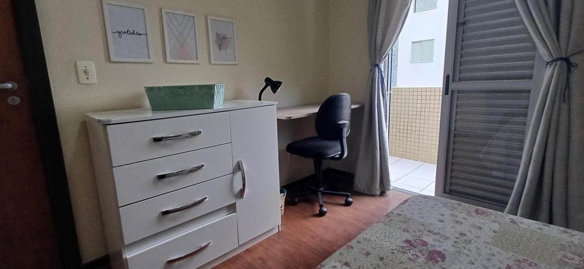 Family Space Curitiba/Vaga De Garagem Gratis Екстериор снимка